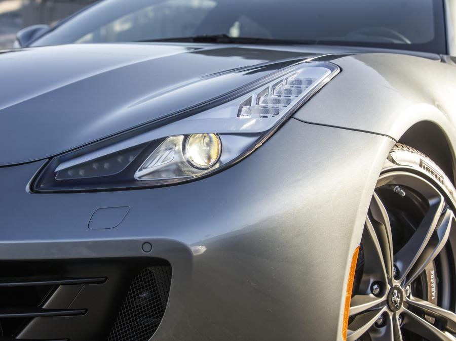 Детали экстерьера Ferrari GTC4Lusso 2016 года  (NA) (фото 18 из 21)